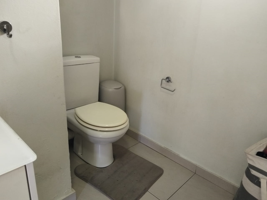 To Let 2 Bedroom Property for Rent in North Riding AH Gauteng