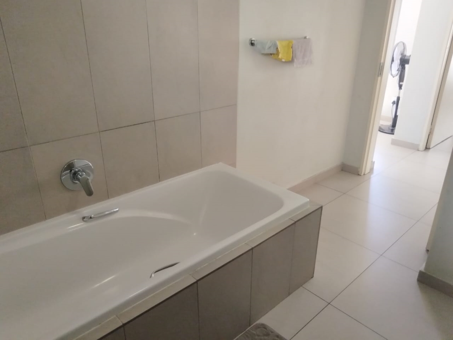 To Let 2 Bedroom Property for Rent in North Riding AH Gauteng