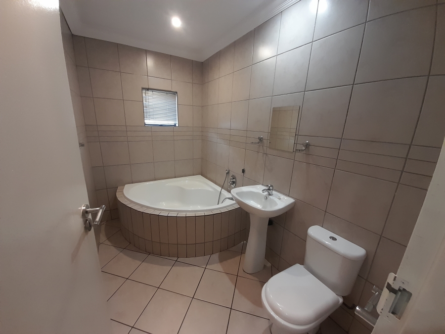 3 Bedroom Property for Sale in Sylviavale Gauteng