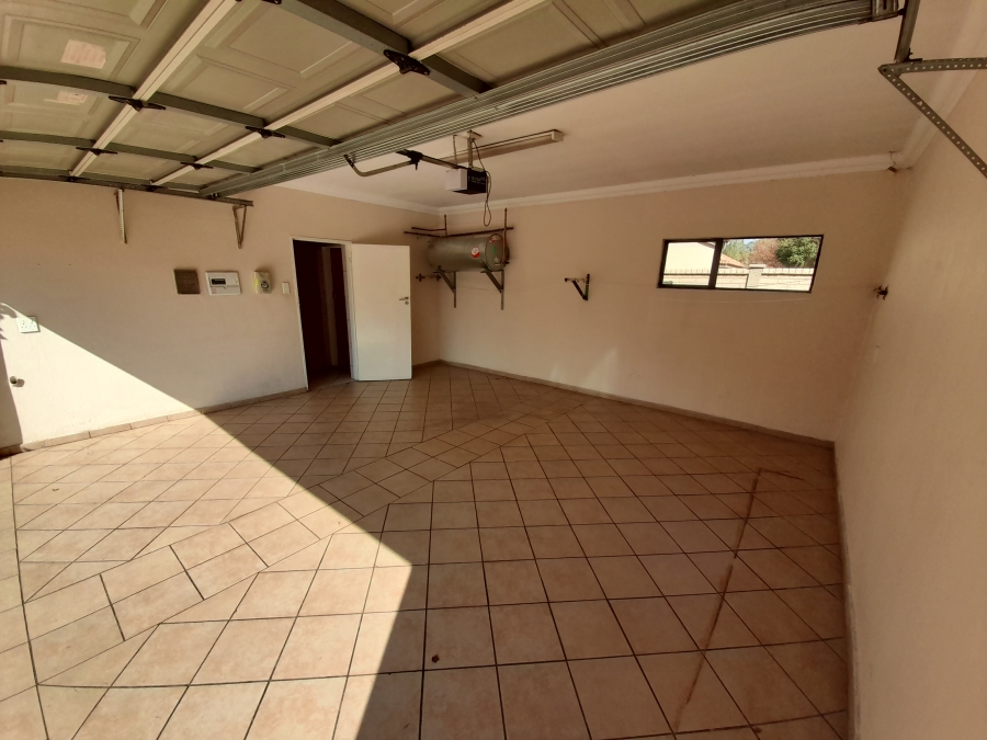 3 Bedroom Property for Sale in Sylviavale Gauteng
