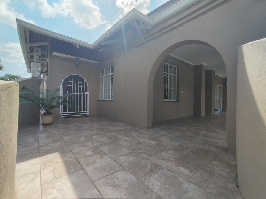 4 Bedroom Property for Sale in Arcadia Gauteng