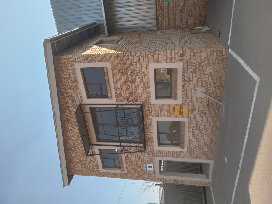 Commercial Property for Sale in Apex Gauteng
