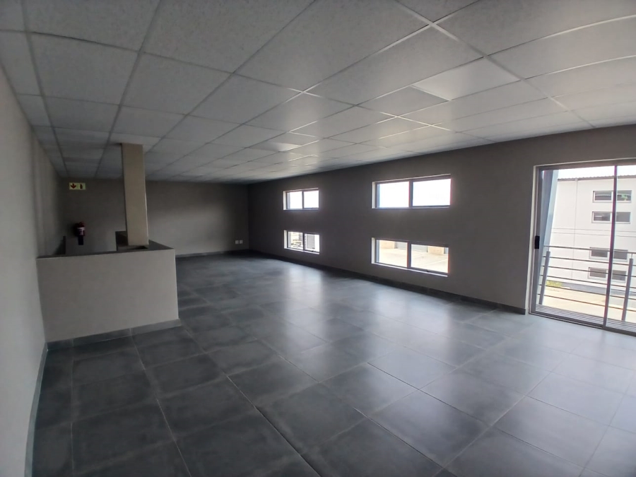 To Let commercial Property for Rent in Knoppieslaagte Gauteng