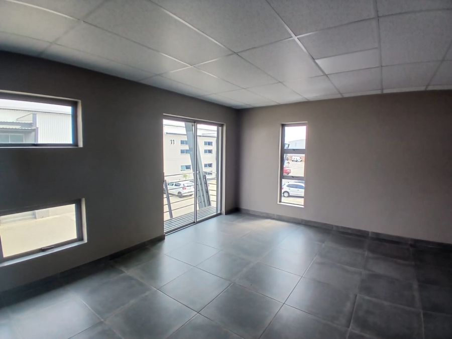 To Let commercial Property for Rent in Knoppieslaagte Gauteng