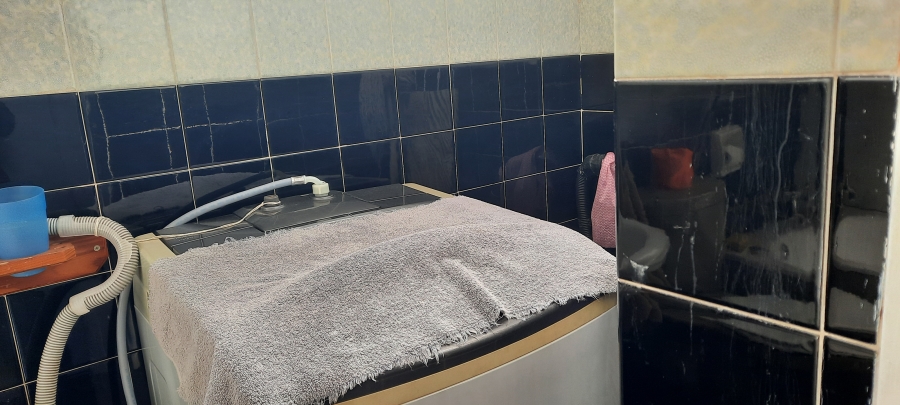 To Let 1 Bedroom Property for Rent in Casseldale Gauteng