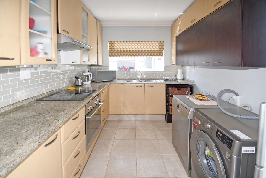 3 Bedroom Property for Sale in Sunninghill Gauteng