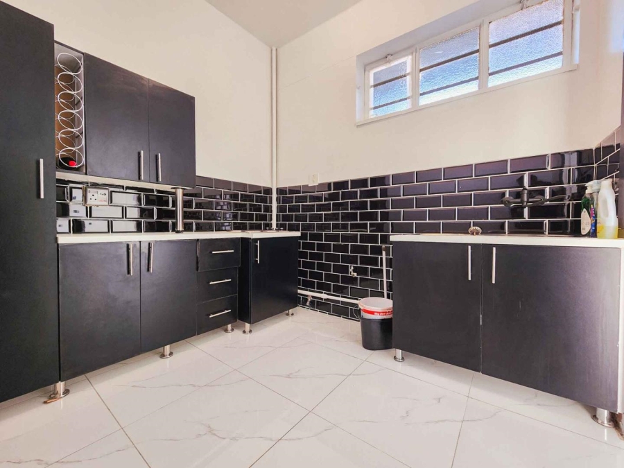To Let 1 Bedroom Property for Rent in Regents Park Gauteng