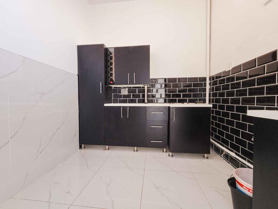 To Let 1 Bedroom Property for Rent in Regents Park Gauteng