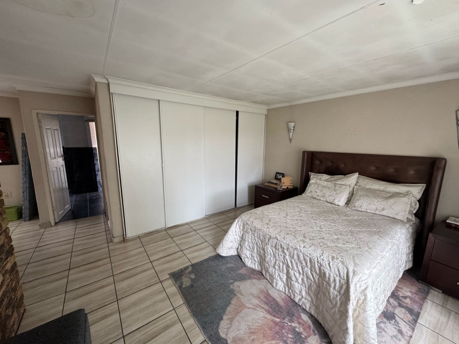 3 Bedroom Property for Sale in Dalpark Gauteng