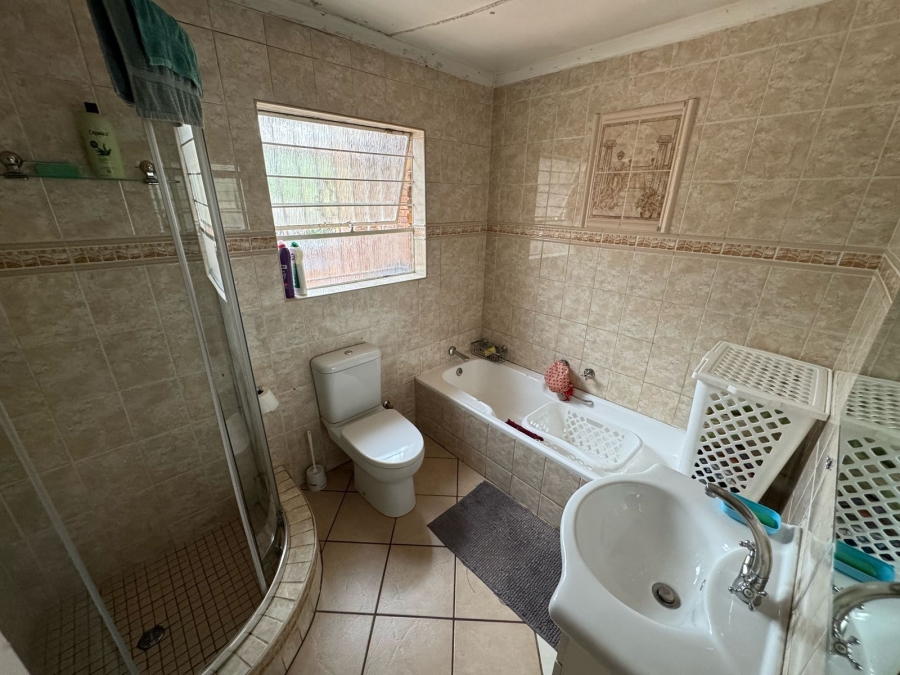 3 Bedroom Property for Sale in Dalpark Gauteng