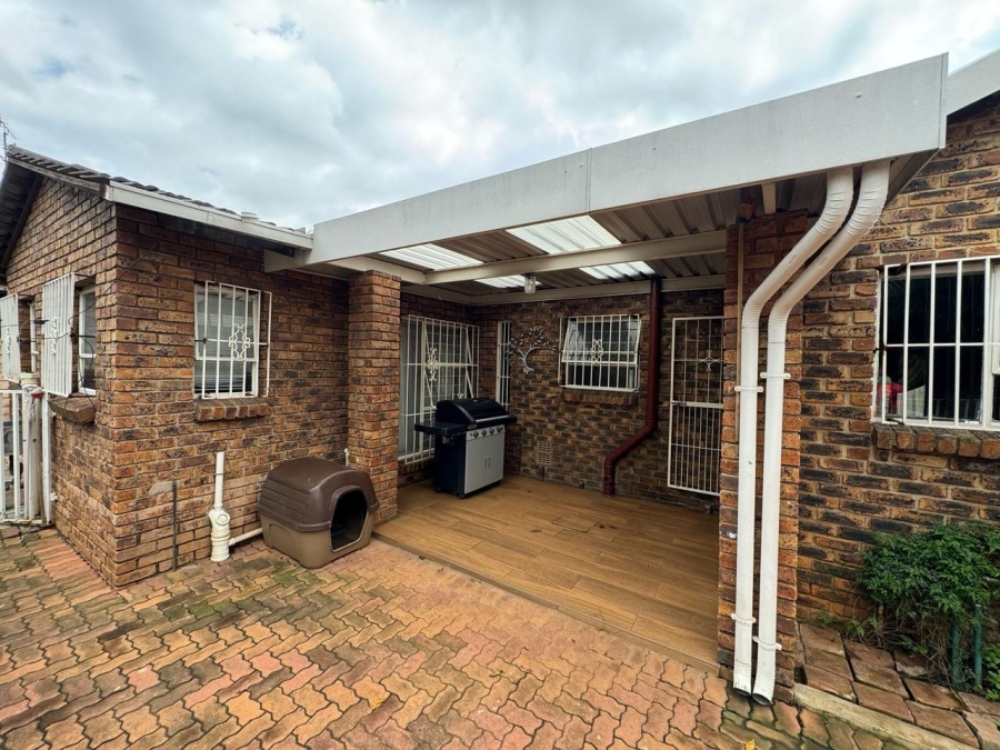 3 Bedroom Property for Sale in Dalpark Gauteng