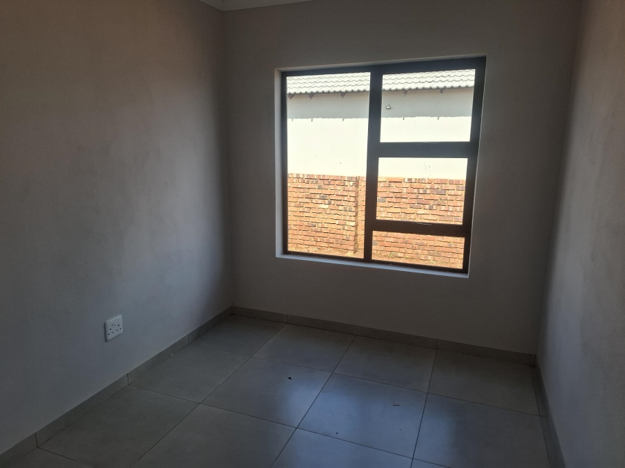 3 Bedroom Property for Sale in Westonaria Gauteng