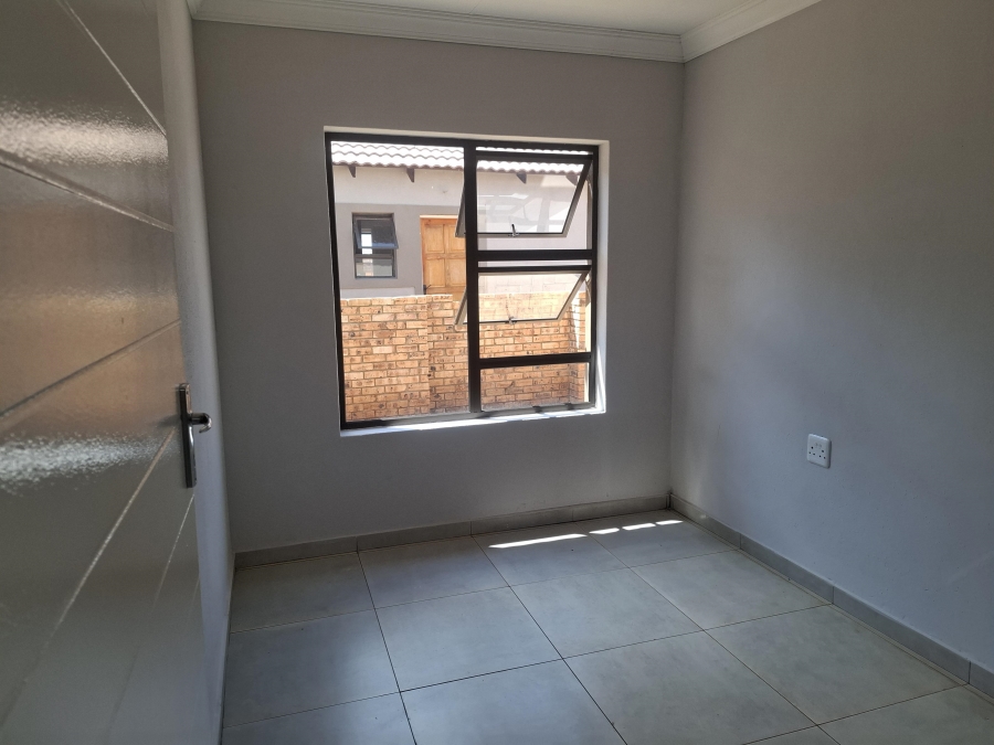 3 Bedroom Property for Sale in Westonaria Gauteng
