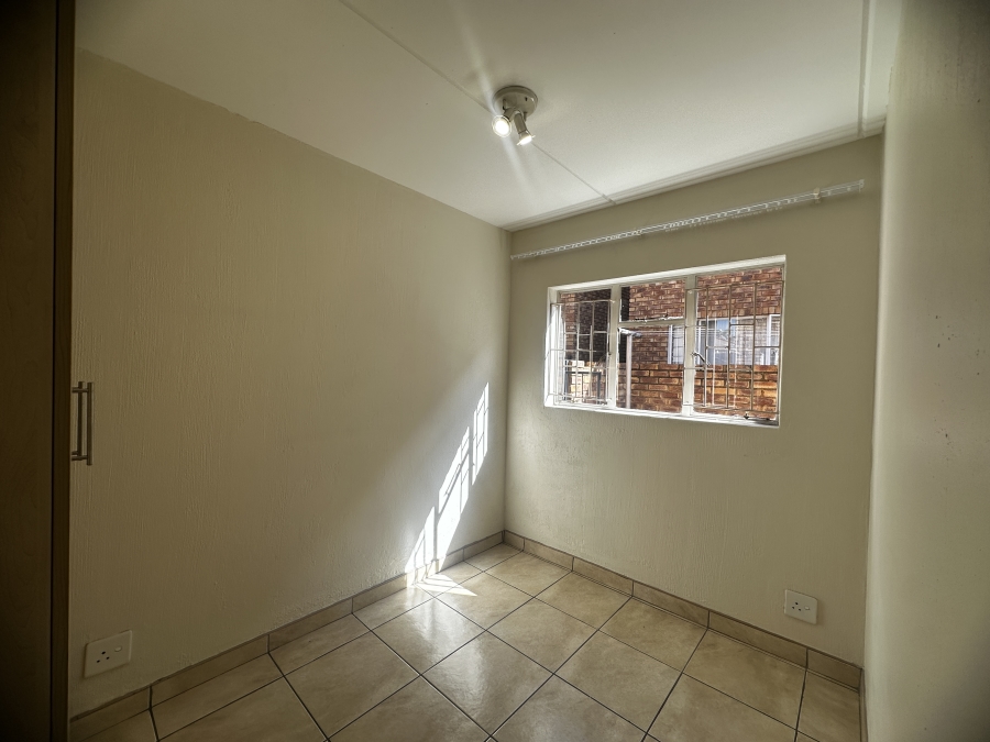 2 Bedroom Property for Sale in Dalpark Gauteng