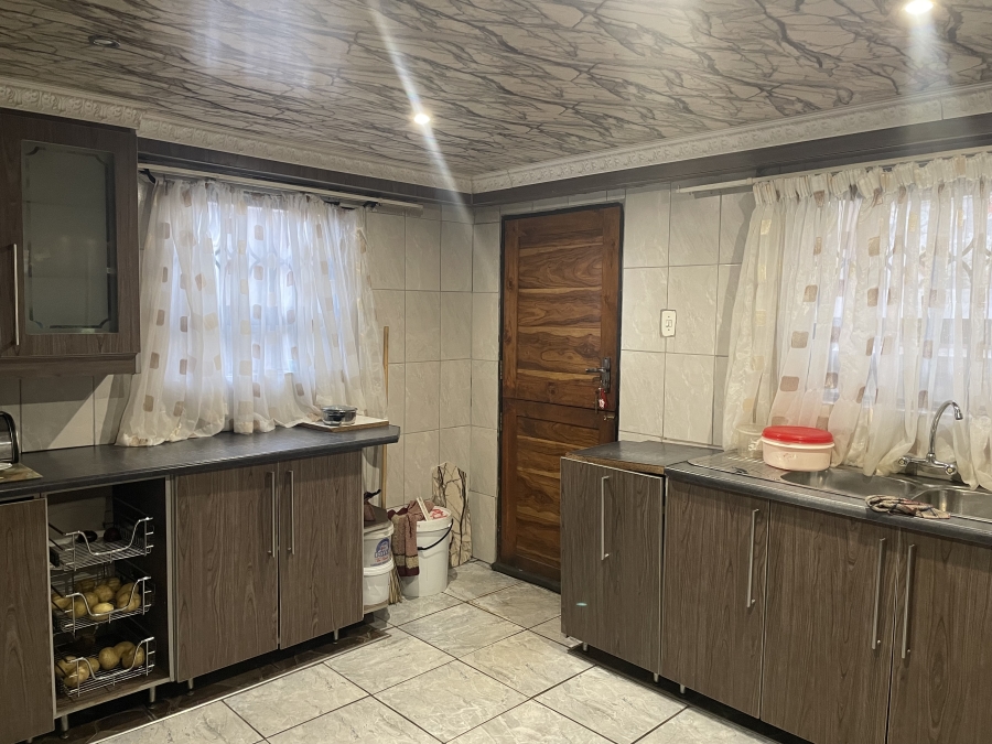 2 Bedroom Property for Sale in Kwa Thema Gauteng