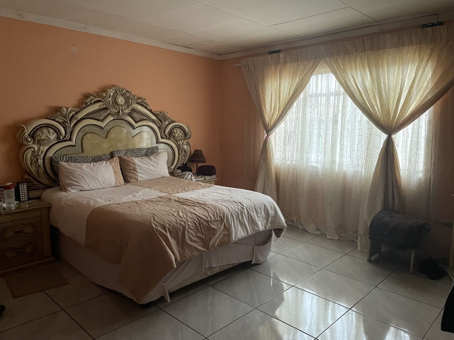 2 Bedroom Property for Sale in Kwa Thema Gauteng