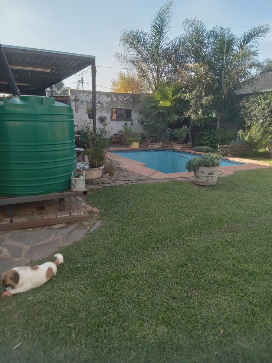3 Bedroom Property for Sale in Brakpan Central Gauteng