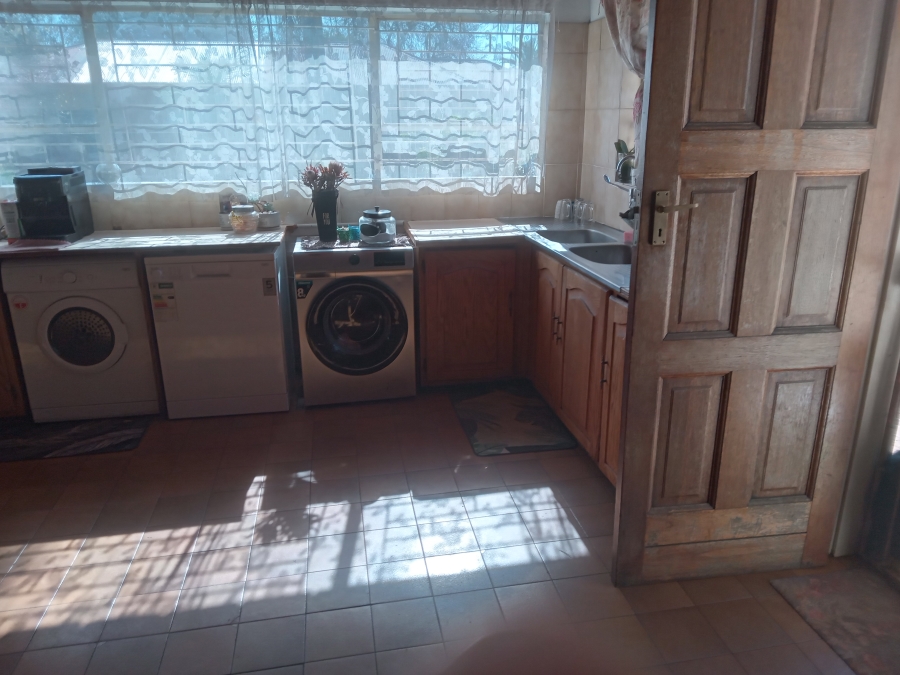 3 Bedroom Property for Sale in Brakpan Central Gauteng