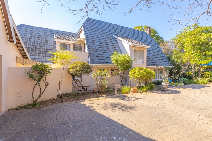 3 Bedroom Property for Sale in Bryanston Gauteng