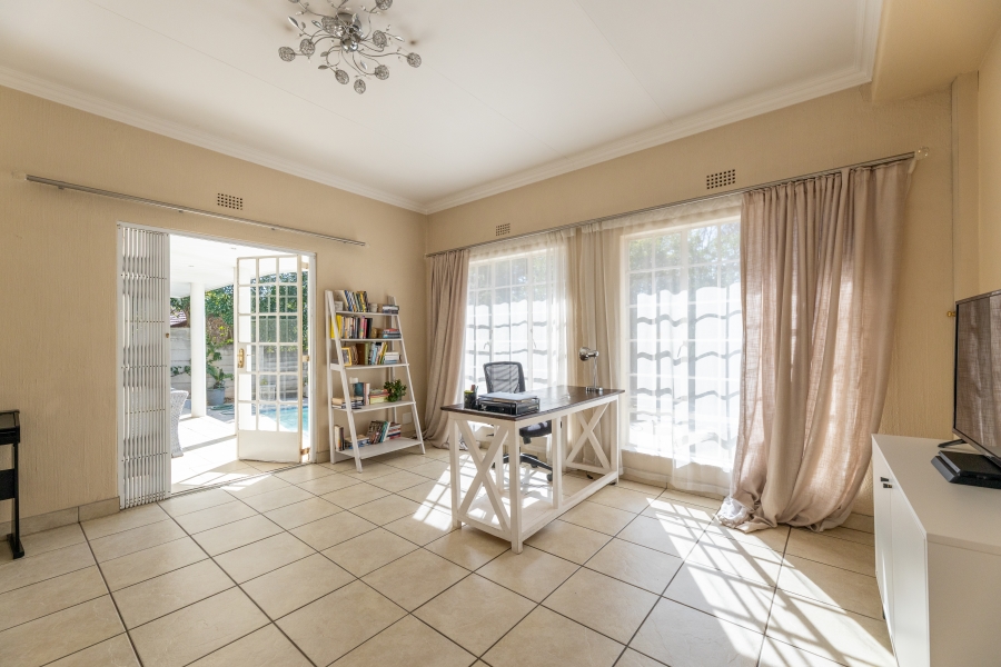 3 Bedroom Property for Sale in Bryanston Gauteng