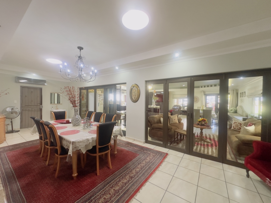 6 Bedroom Property for Sale in Lambton Gauteng