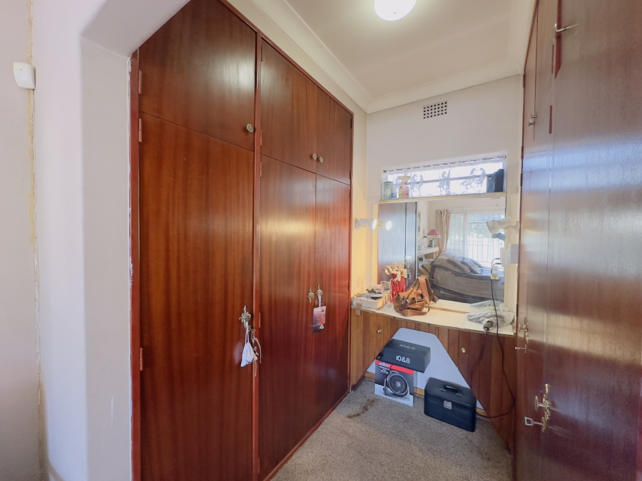 5 Bedroom Property for Sale in Parkhill Gardens Gauteng