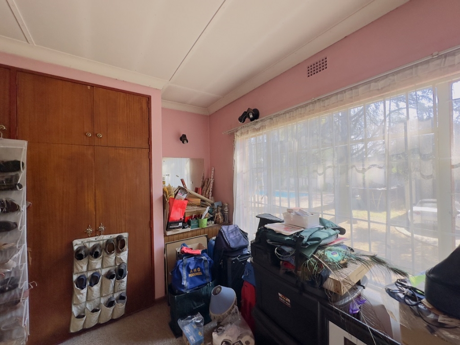 5 Bedroom Property for Sale in Parkhill Gardens Gauteng