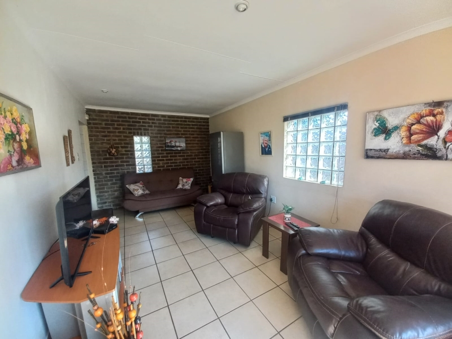 4 Bedroom Property for Sale in Dalpark Proper Gauteng
