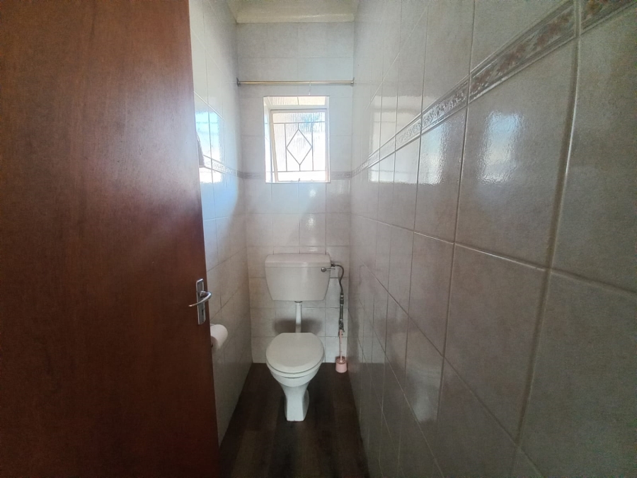 4 Bedroom Property for Sale in Dalpark Proper Gauteng