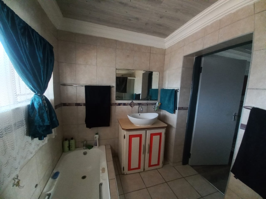 3 Bedroom Property for Sale in Brakpan Central Gauteng