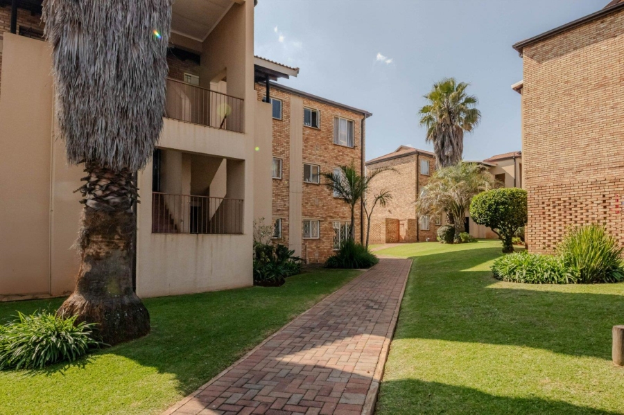 2 Bedroom Property for Sale in Horison Gauteng