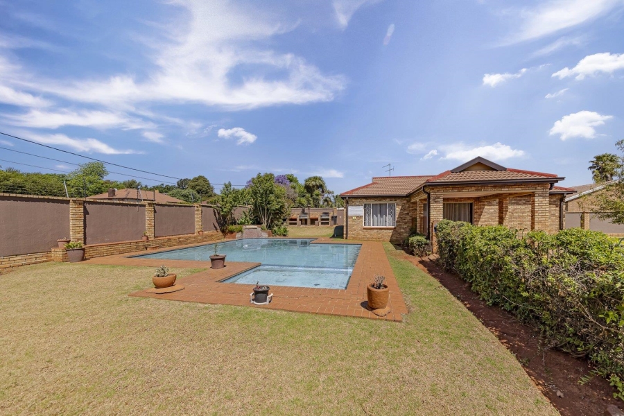 2 Bedroom Property for Sale in Horison Gauteng