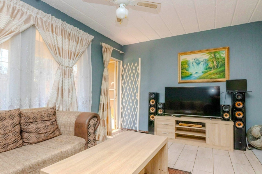 2 Bedroom Property for Sale in Horison Gauteng