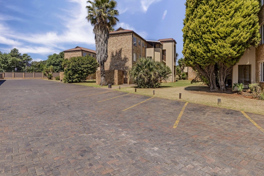 2 Bedroom Property for Sale in Horison Gauteng