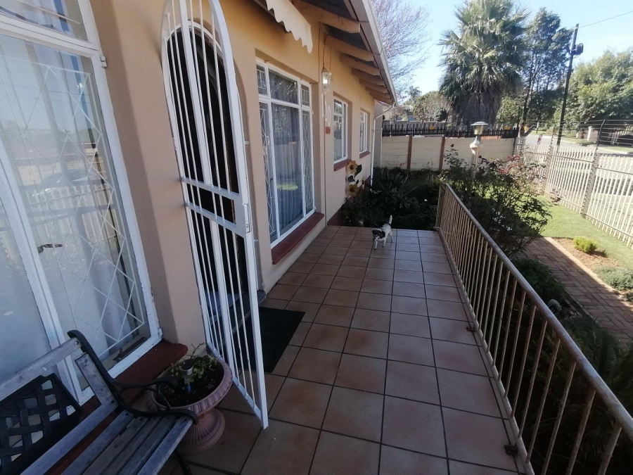 4 Bedroom Property for Sale in Quellerie Park Gauteng
