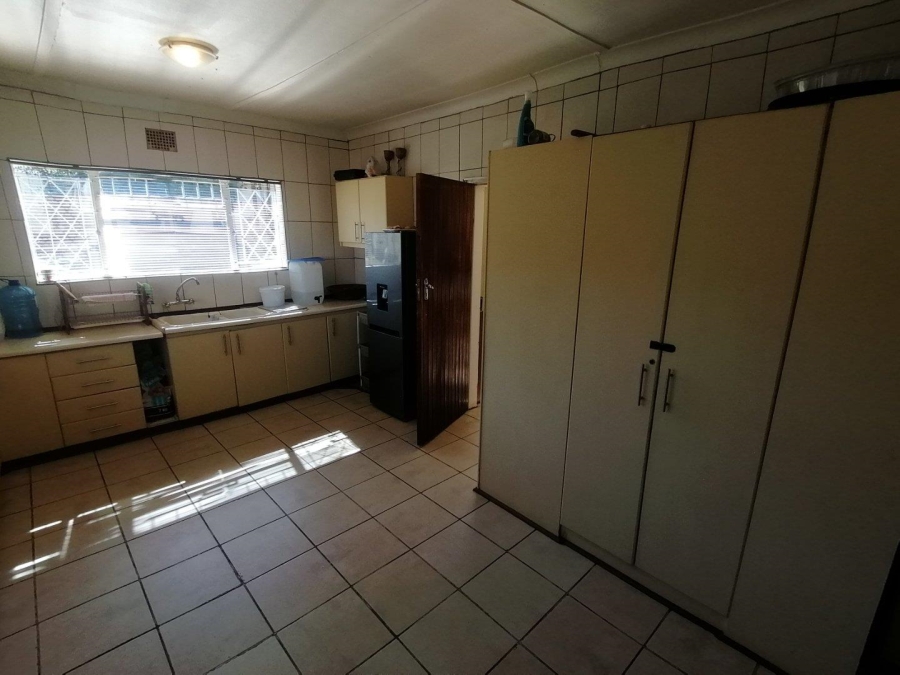 4 Bedroom Property for Sale in Quellerie Park Gauteng