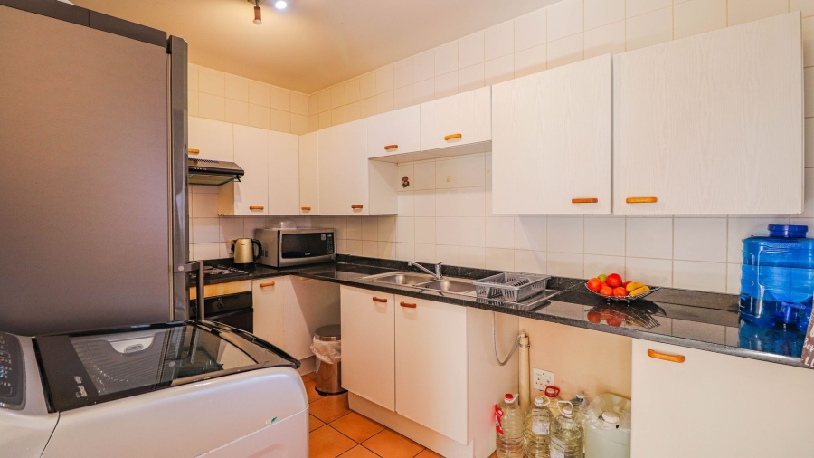 2 Bedroom Property for Sale in Sandown Gauteng