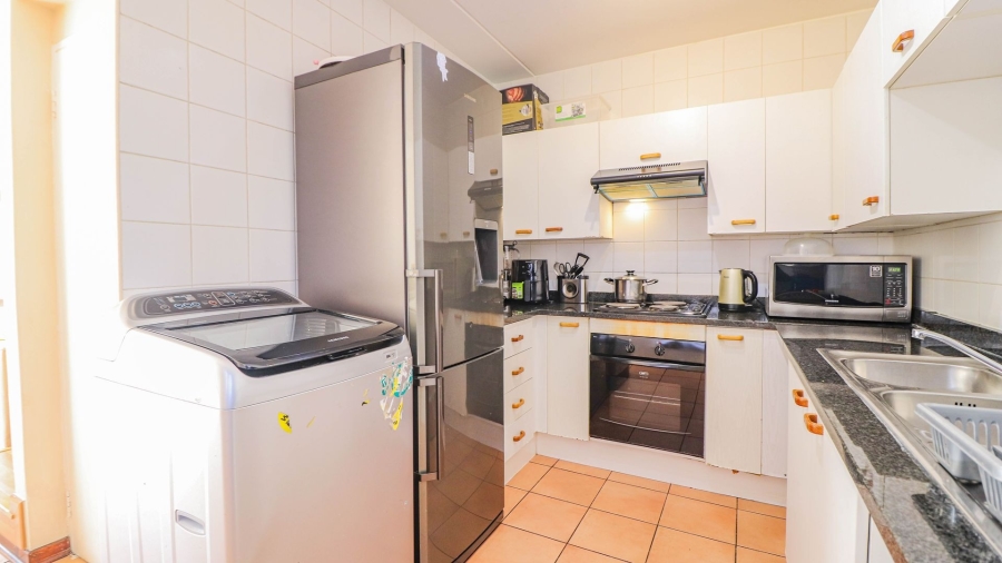2 Bedroom Property for Sale in Sandown Gauteng