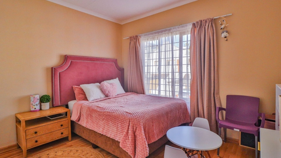 2 Bedroom Property for Sale in Sandown Gauteng