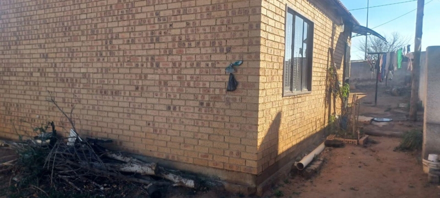 2 Bedroom Property for Sale in Etwatwa Gauteng