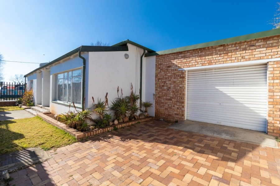 4 Bedroom Property for Sale in Westdene Gauteng