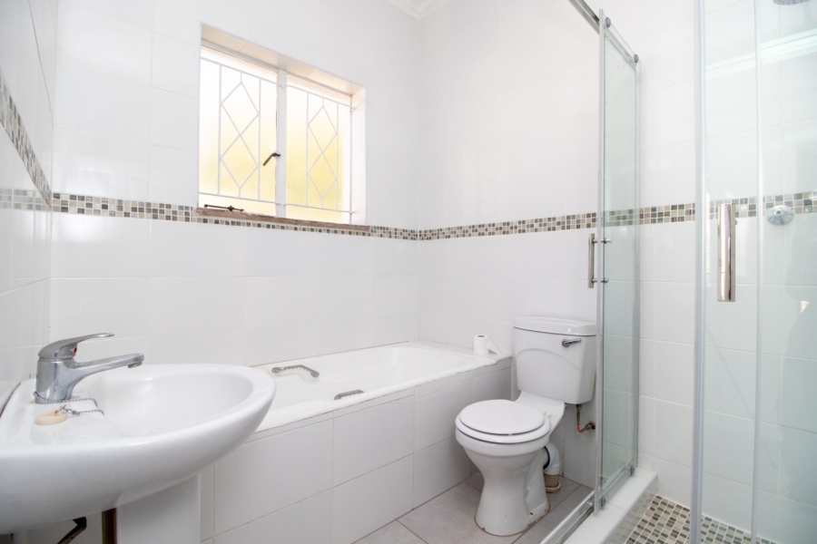 4 Bedroom Property for Sale in Westdene Gauteng