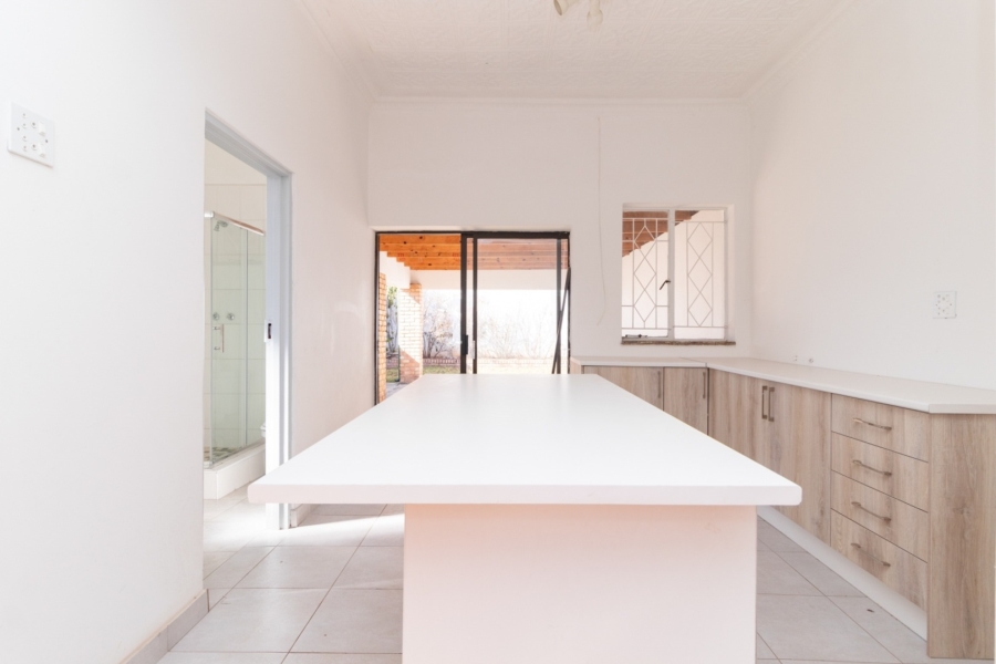 4 Bedroom Property for Sale in Westdene Gauteng