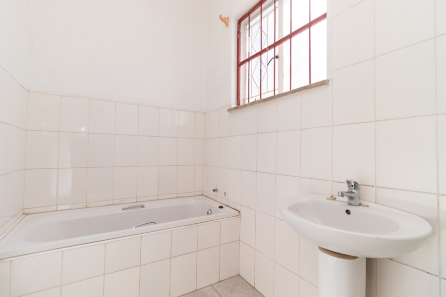 4 Bedroom Property for Sale in Westdene Gauteng