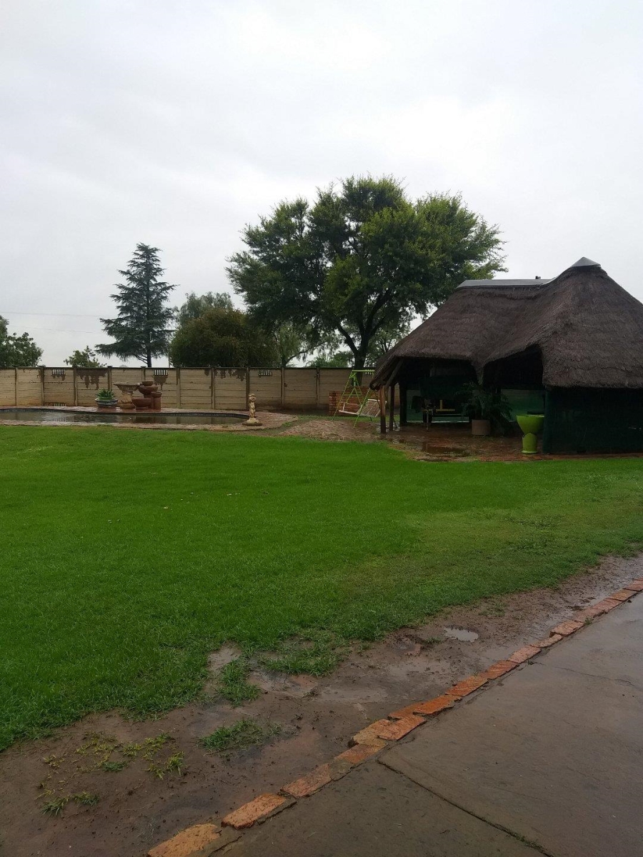 3 Bedroom Property for Sale in Helenarus Gauteng