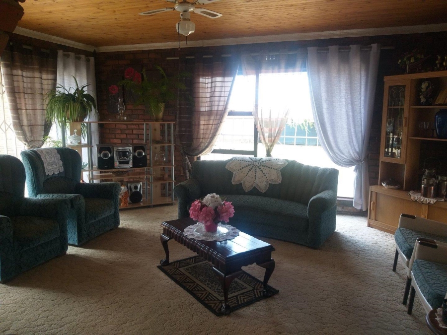 3 Bedroom Property for Sale in Helenarus Gauteng