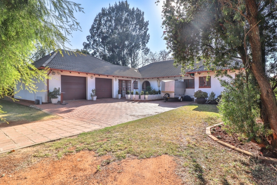 3 Bedroom Property for Sale in Sunward Park Gauteng