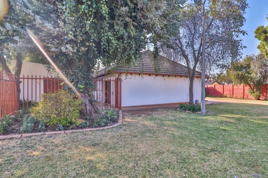3 Bedroom Property for Sale in Sunward Park Gauteng