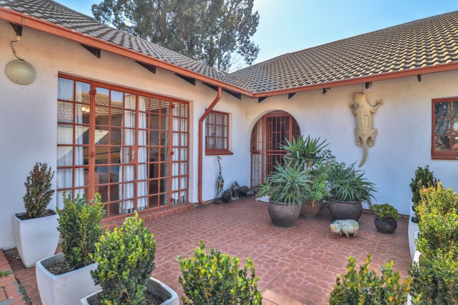 3 Bedroom Property for Sale in Sunward Park Gauteng