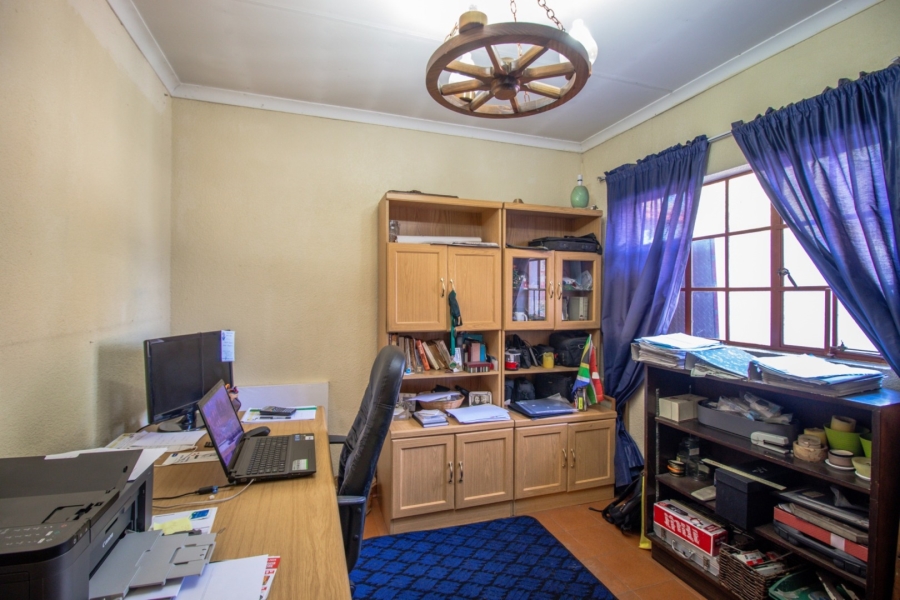 3 Bedroom Property for Sale in Sunward Park Gauteng